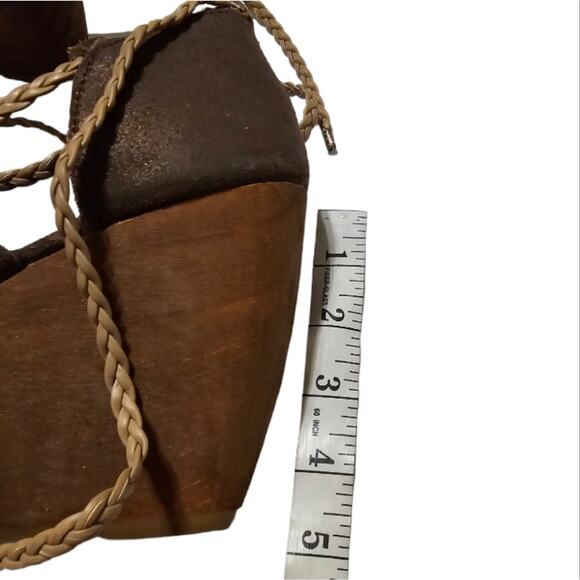 Very Volatile Platform Wooden Wedge Bronze Leather Gladiator Sandals Size 8 New! - Picture 5 of 13